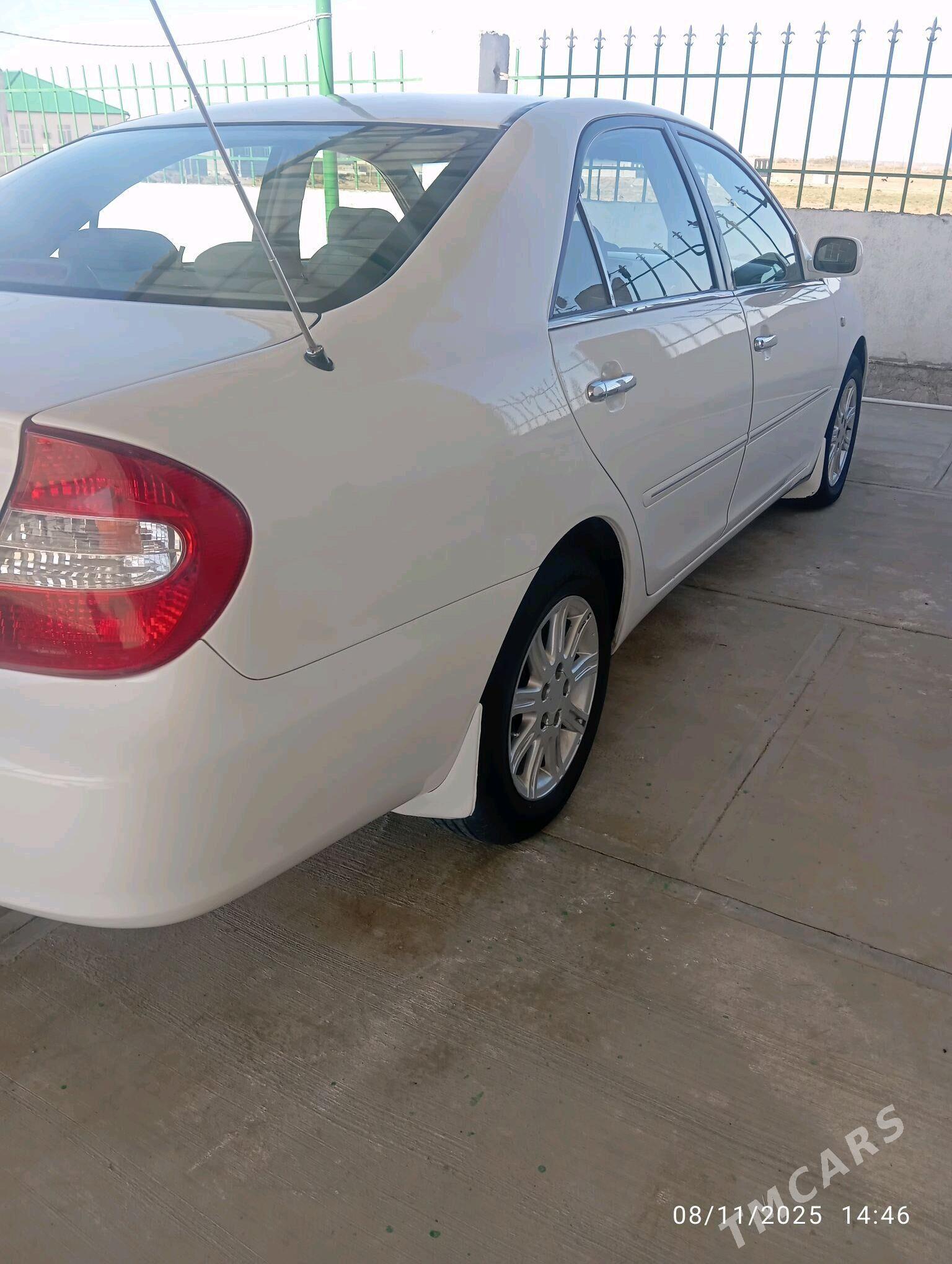 Toyota Camry 2003 - 160 000 TMT - Теджен - img 4