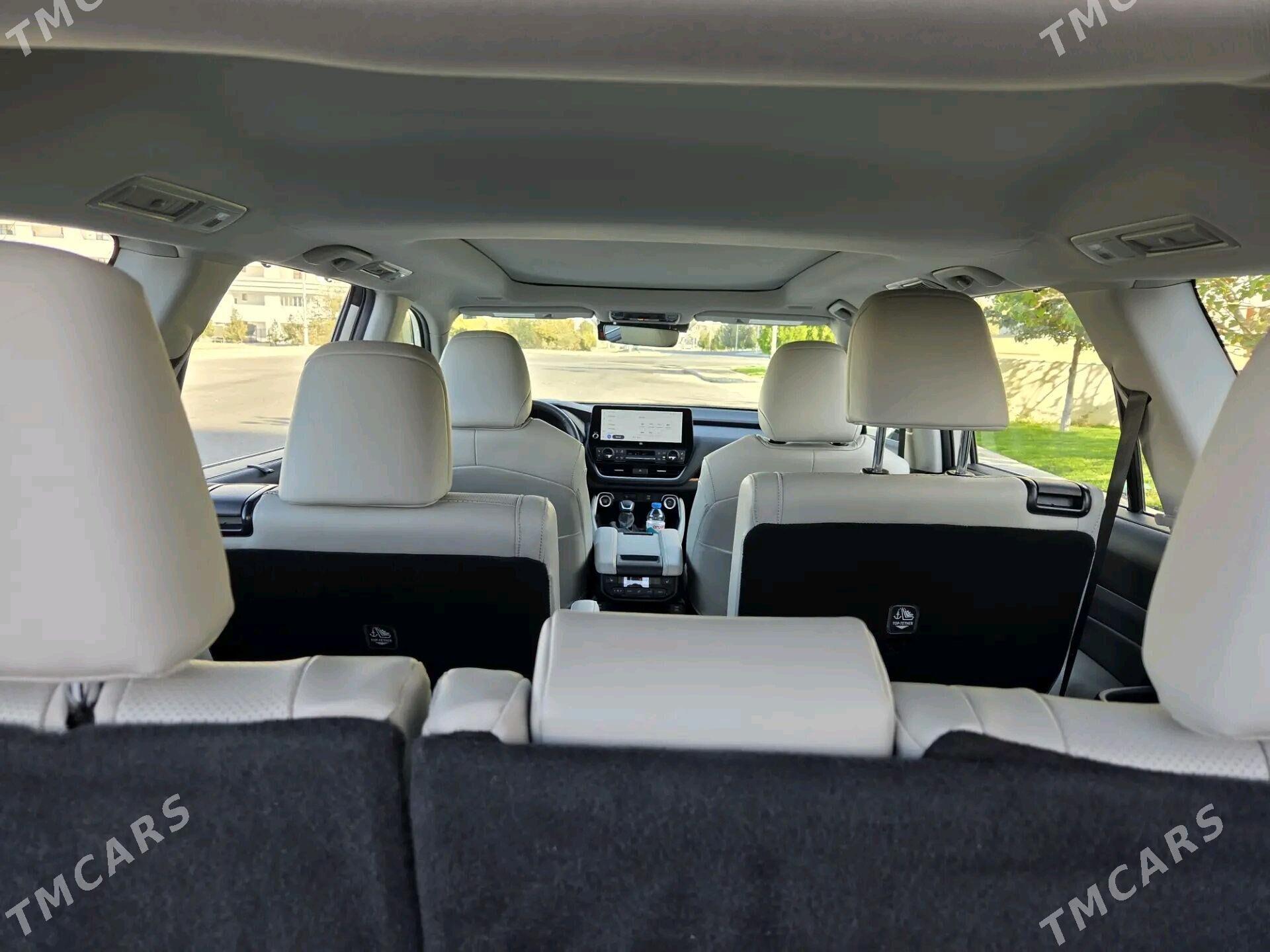 Toyota Highlander 2024 - 840 000 TMT - Нефтегаз (ул. Андалиб-Юбилейная) - img 8