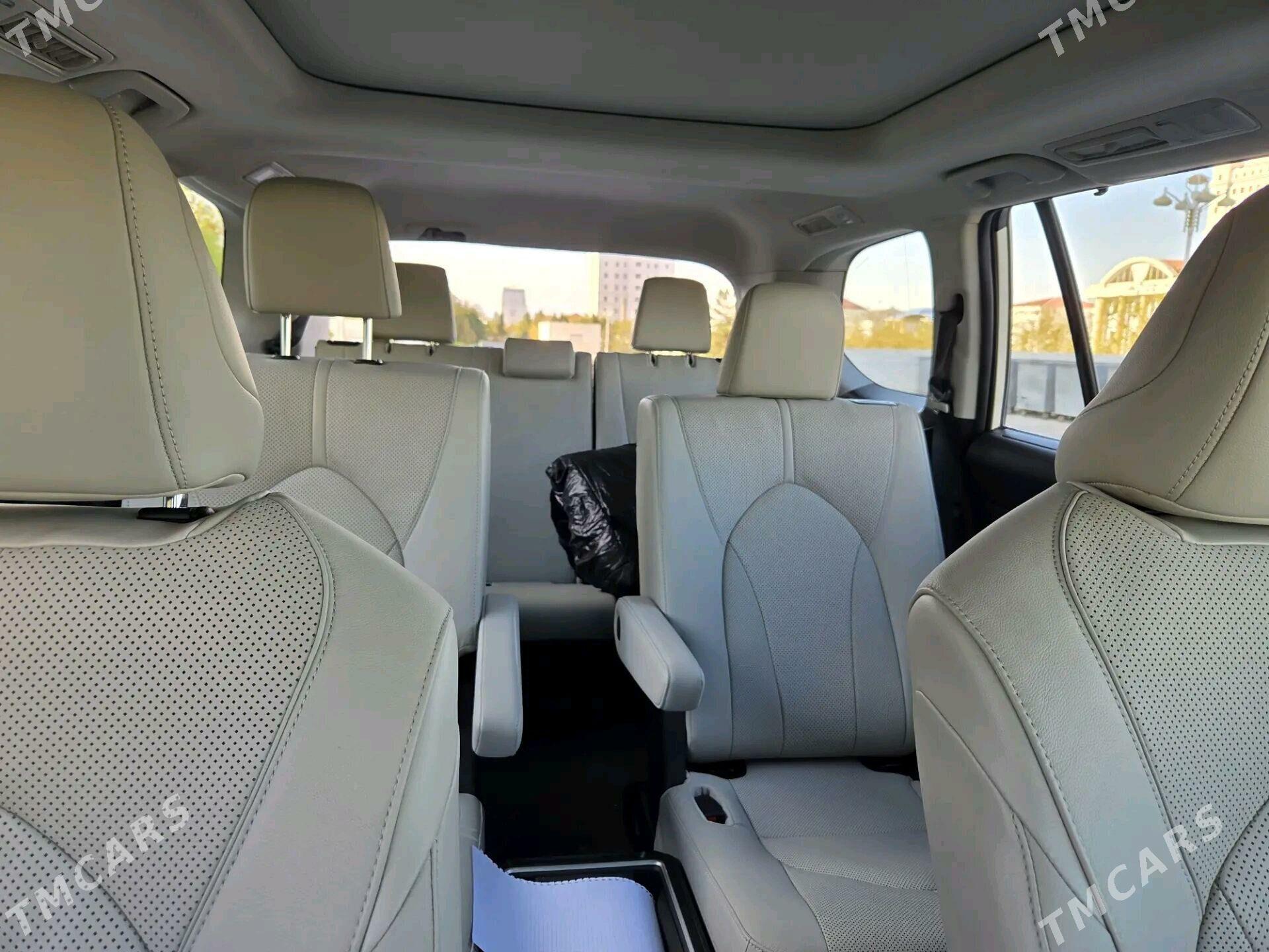 Toyota Highlander 2024 - 840 000 TMT - Нефтегаз (ул. Андалиб-Юбилейная) - img 7