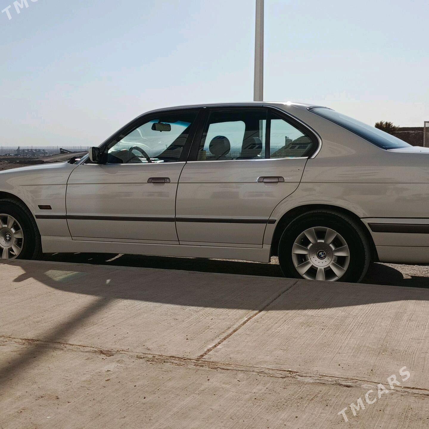 BMW 525 1991 - 56 000 TMT - Balkanabat - img 1