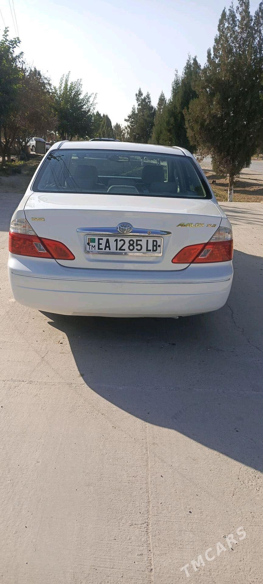 Toyota Avalon 2004 - 260 000 TMT - Халач - img 4