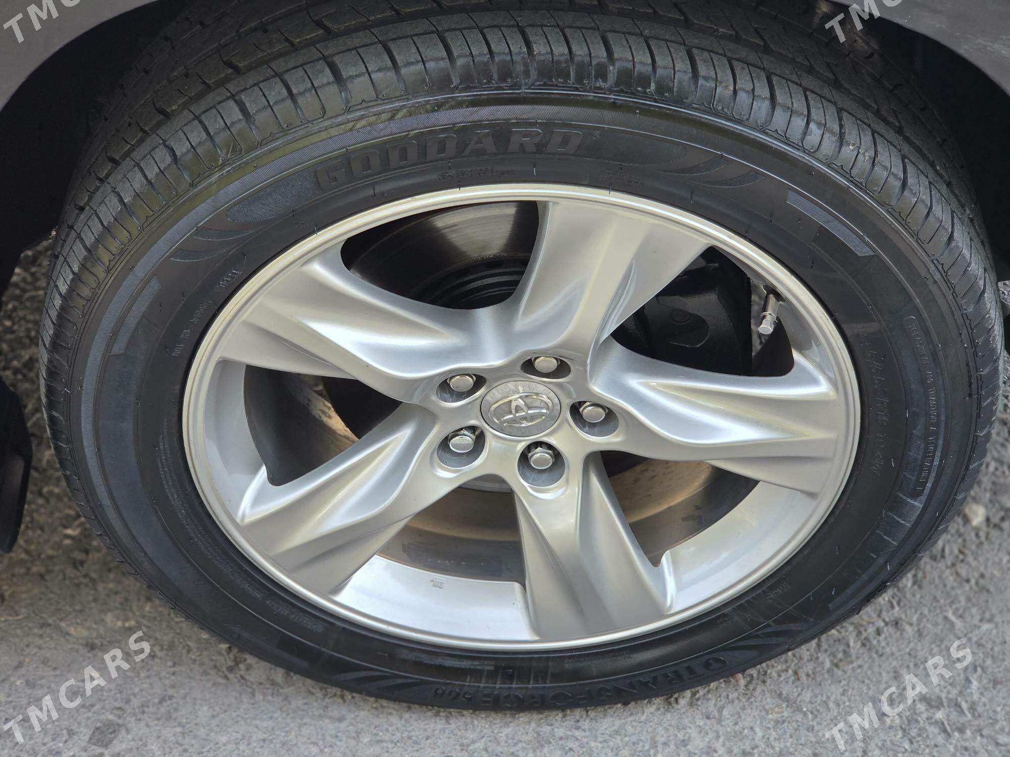 Toyota Highlander 2015 - 395 000 TMT - Туркменбаши - img 9