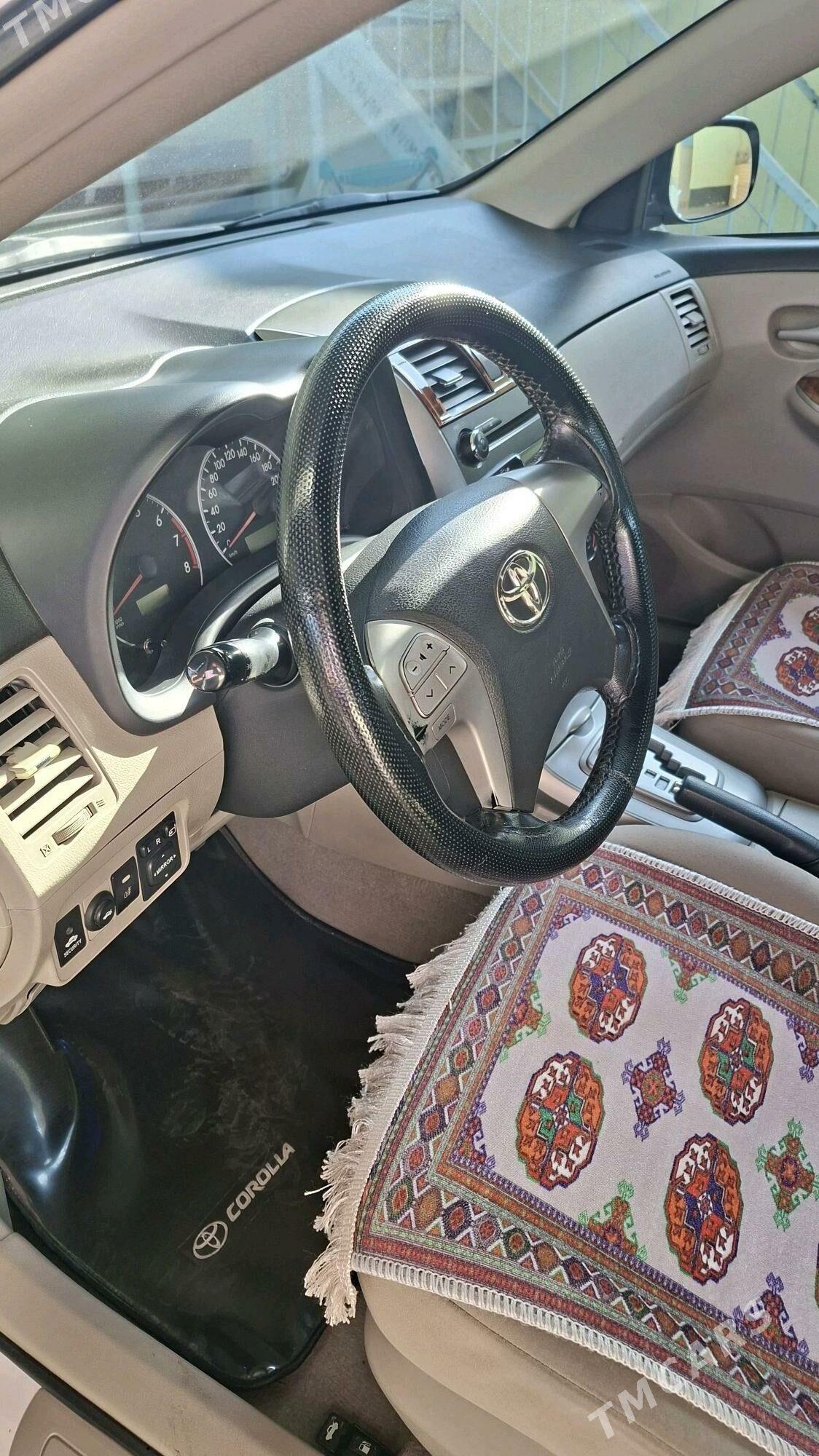 Toyota Corolla 2010 - 170 000 TMT - Aşgabat - img 3