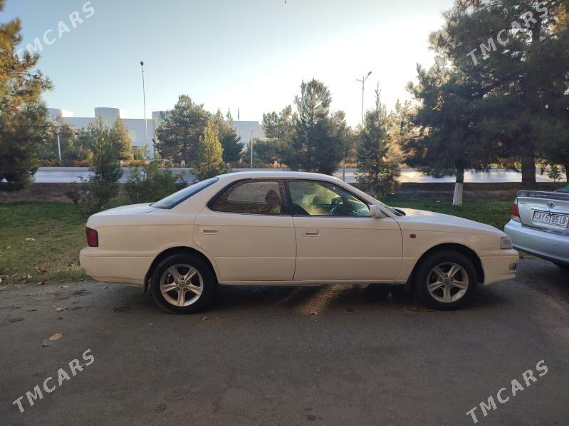 Toyota Vista 1995 - 50 000 TMT - Türkmenabat - img 1