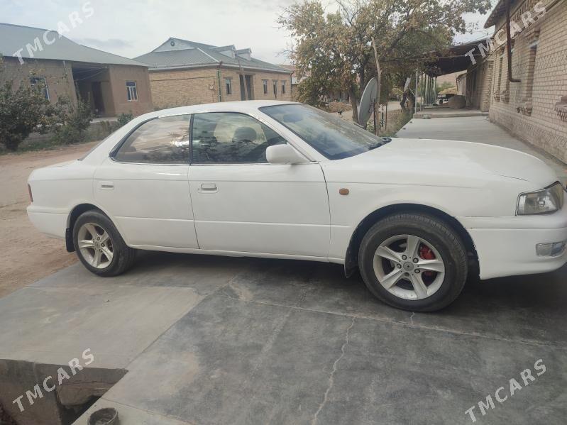 Toyota Vista 1995 - 50 000 TMT - Türkmenabat - img 2