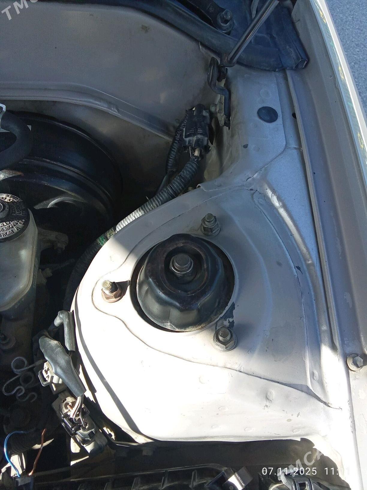 Toyota Camry 1995 - 96 000 TMT - Türkmenbaşy - img 4