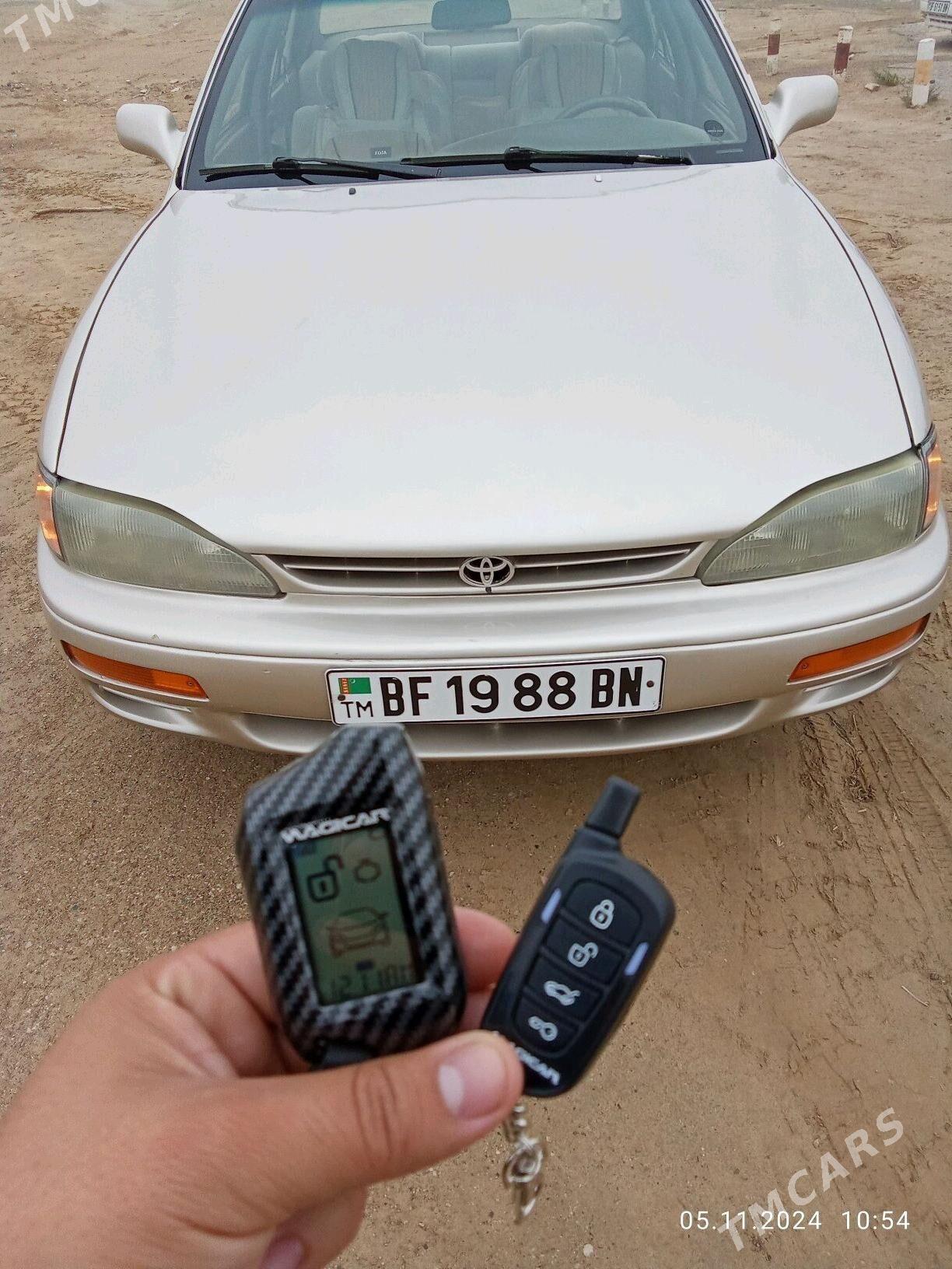 Toyota Camry 1995 - 96 000 TMT - Türkmenbaşy - img 3