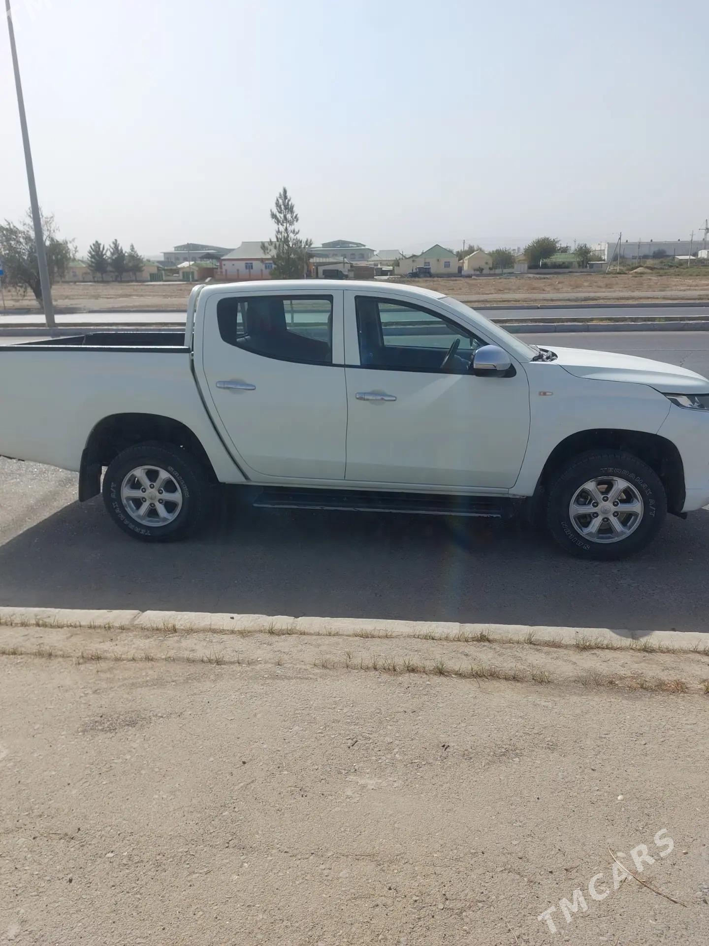 Mitsubishi L200 2020 - 300 000 TMT - Aşgabat - img 1