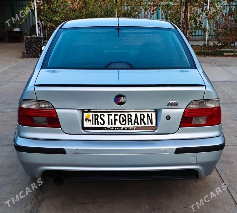 BMW E39 2002 - 110 000 TMT - Aşgabat - img 3