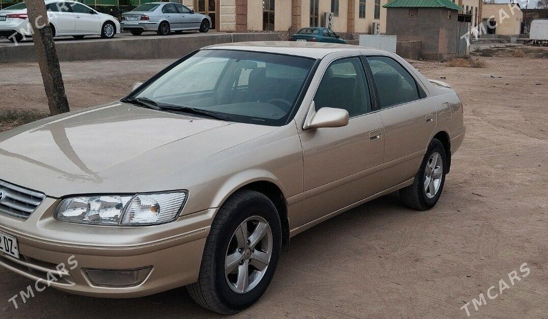 Toyota Camry 2000 - 140 000 TMT - Гурбансолтан Едже - img 3