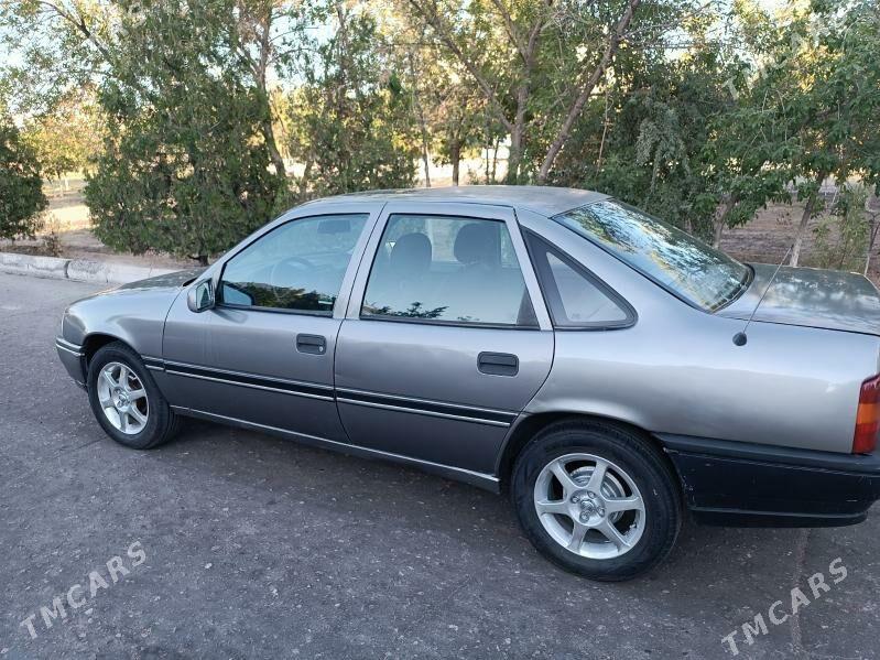 Opel Vectra 1992 - 40 000 TMT - Дашогуз - img 6