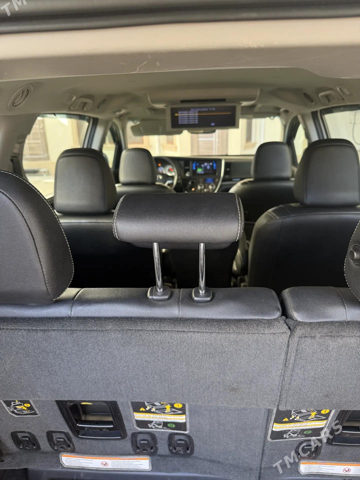 Toyota Sienna 2017 - 400 000 TMT - Ашхабад - img 5