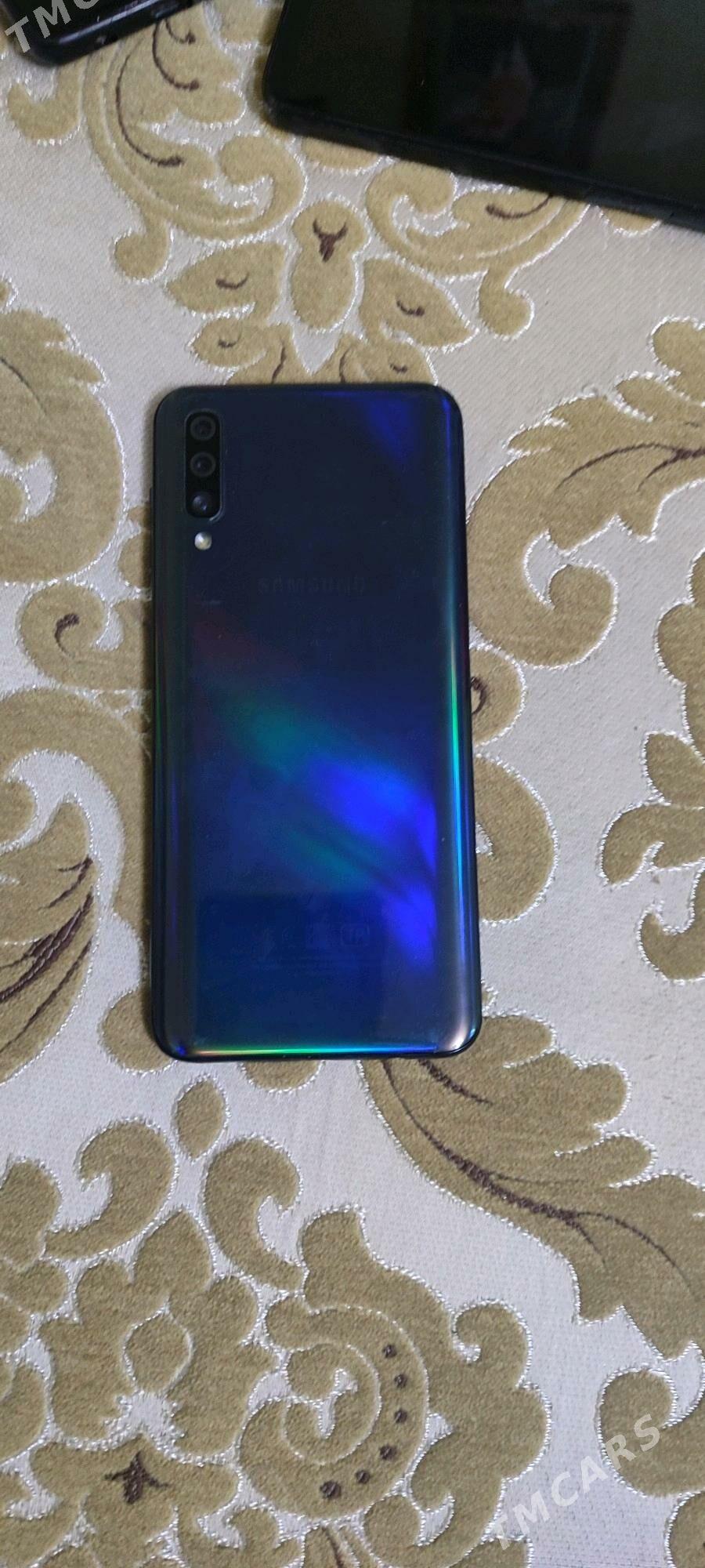 Samsung a50 4 64 - Балканабат - img 1