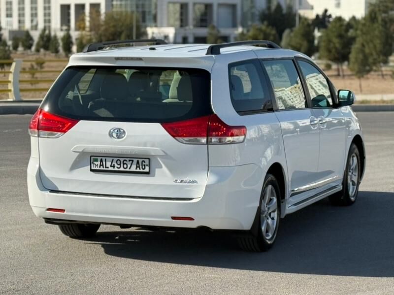 Toyota Sienna 2012 - 279 000 TMT - Ашхабад - img 5