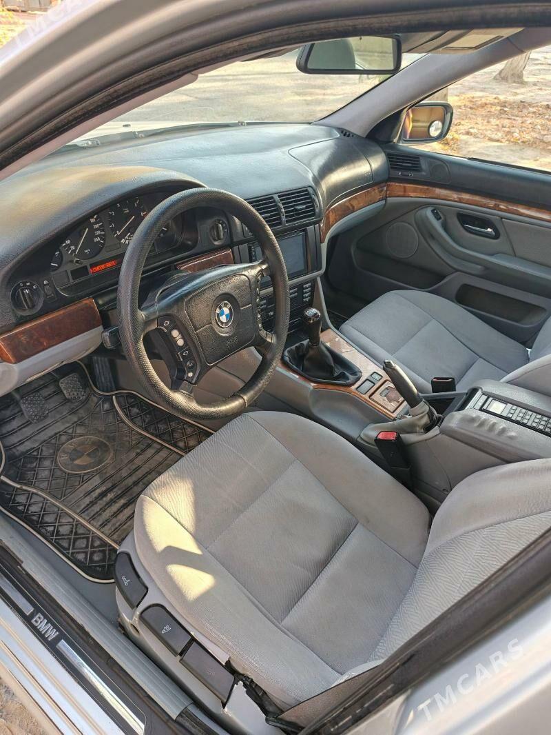 BMW E39 1998 - 85 000 TMT - Balkanabat - img 6
