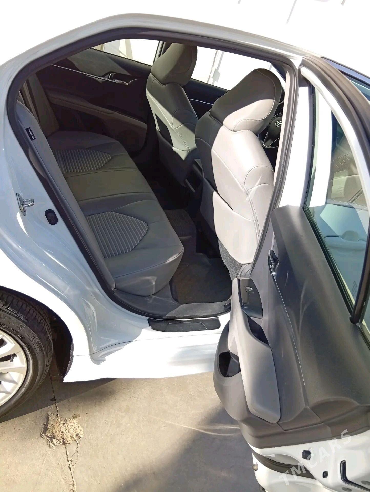 Toyota Camry 2020 - 320 000 TMT - Мары - img 4