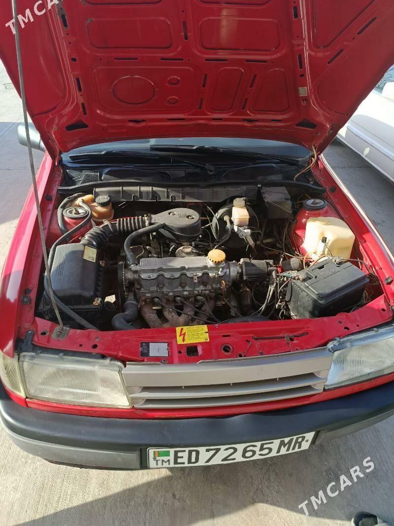 Opel Vectra 1991 - 40 000 TMT - Мургап - img 8