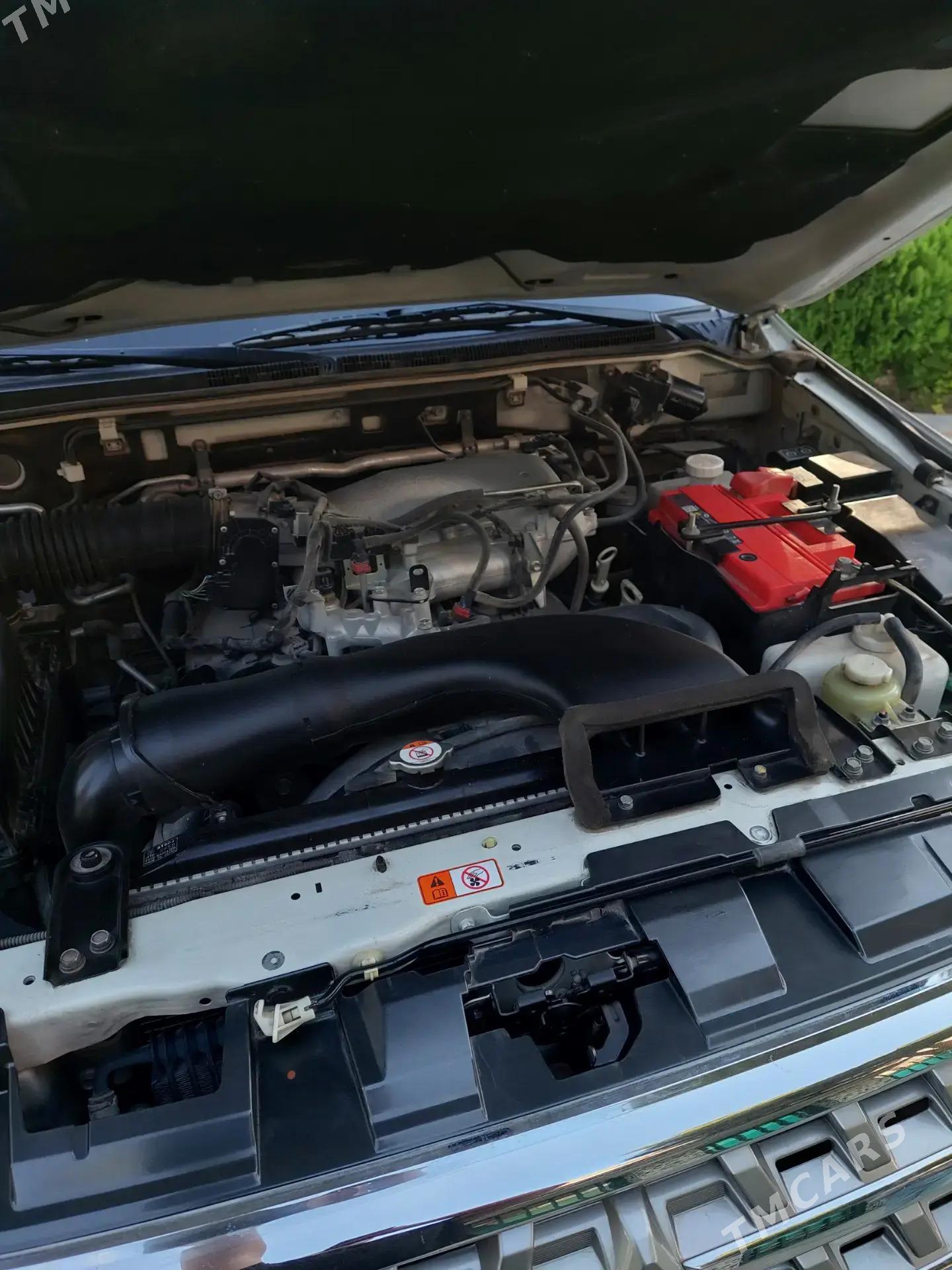 Mitsubishi Pajero 2014 - 350 000 TMT - Ашхабад - img 4