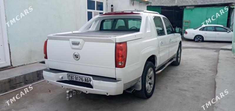 Chevrolet Avalanche 2500 2003 - 300 000 TMT - Ашхабад - img 4