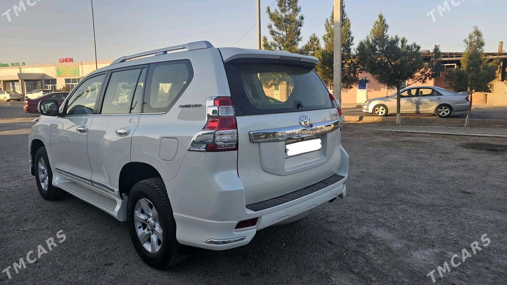 Toyota Land Cruiser Prado 2016 - 700 000 TMT - Мары - img 5