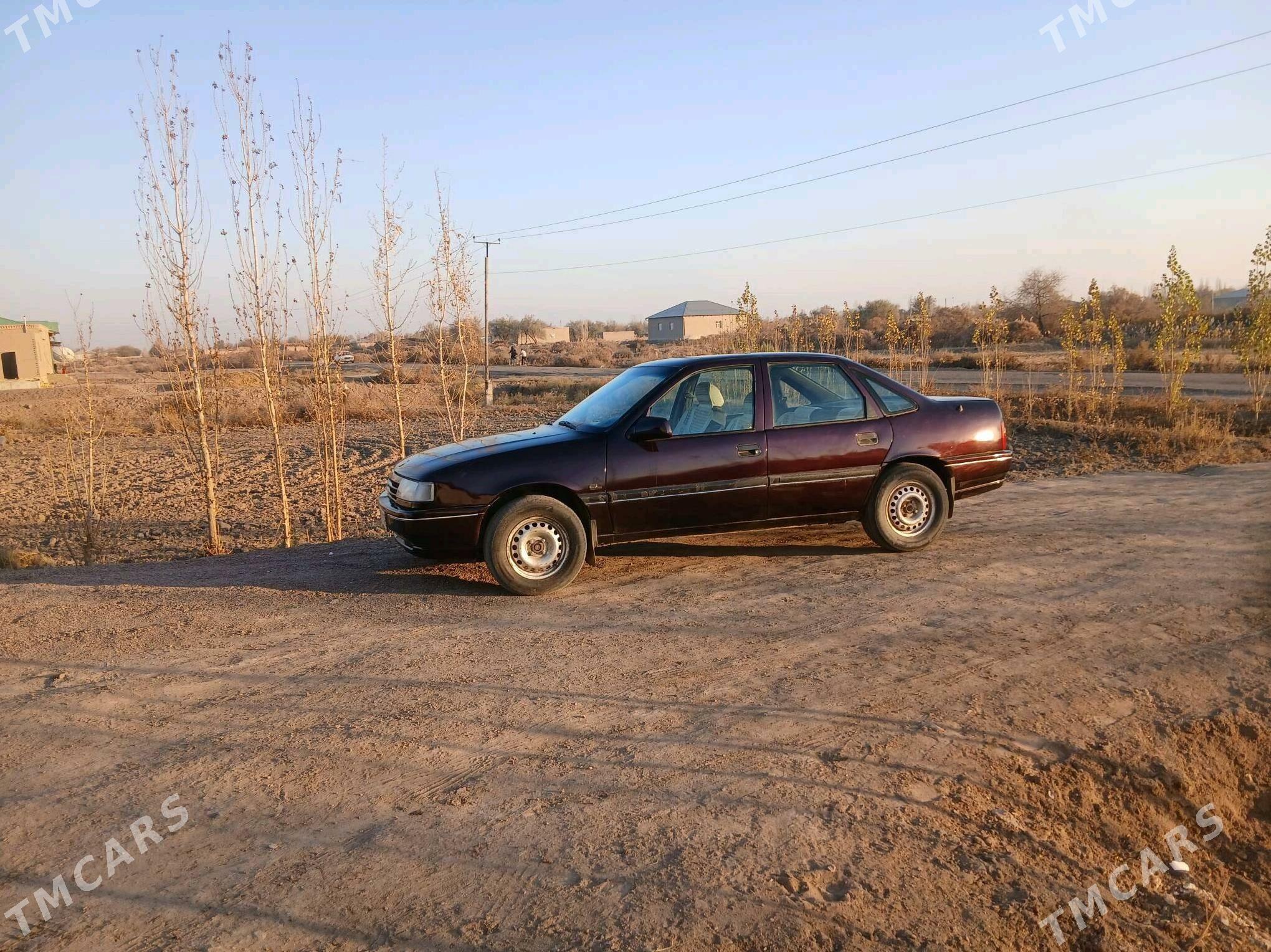 Opel Vectra 1991 - 35 000 TMT - Губадаг - img 2