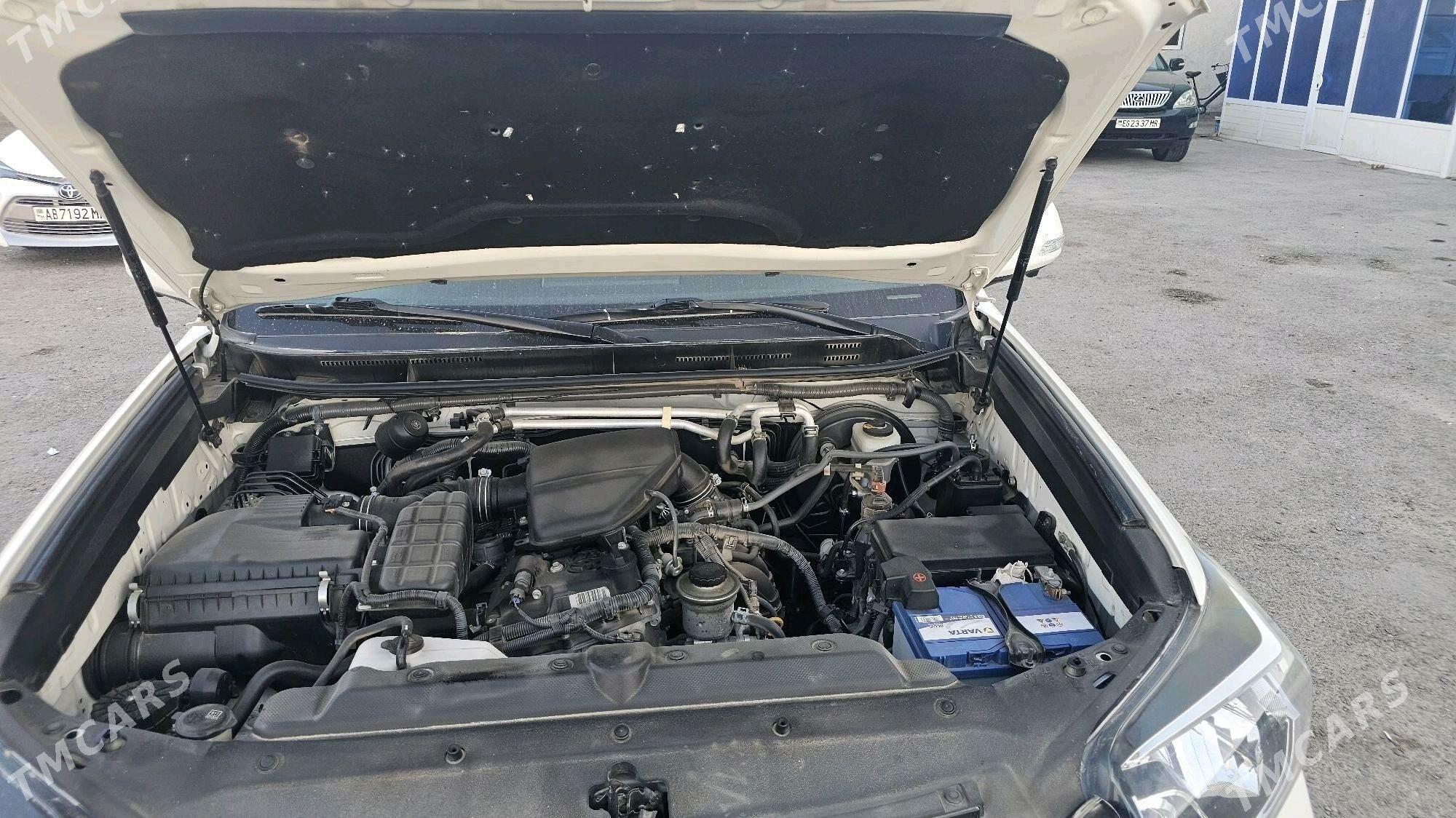 Toyota Land Cruiser Prado 2016 - 700 000 TMT - Мары - img 9