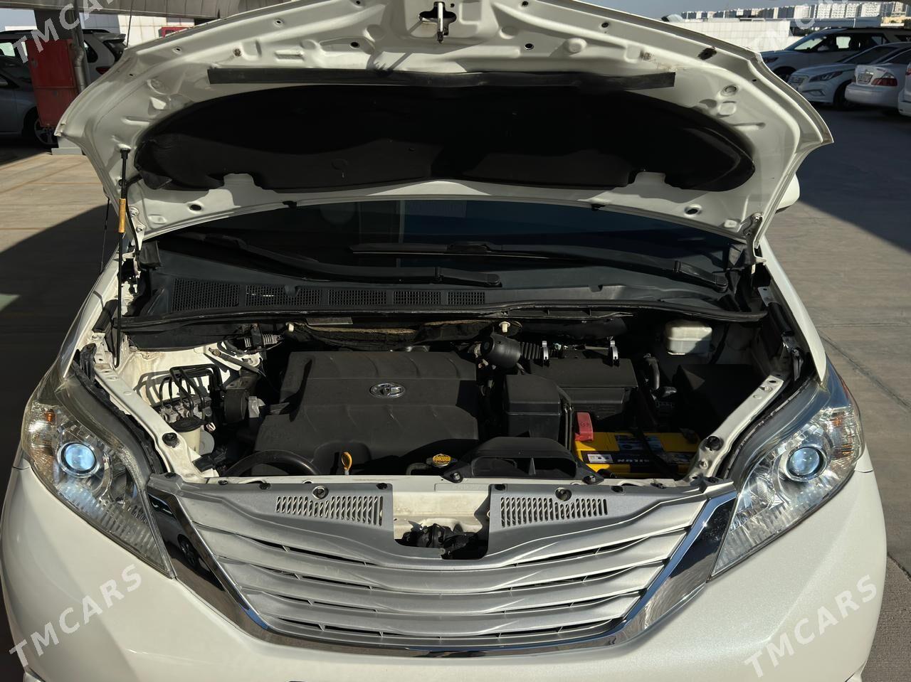Toyota Sienna 2011 - 348 000 TMT - Parahat 5 - img 2