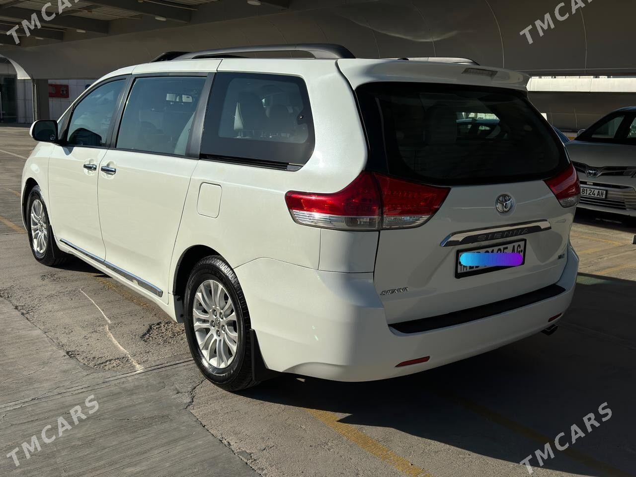Toyota Sienna 2011 - 348 000 TMT - Parahat 5 - img 4