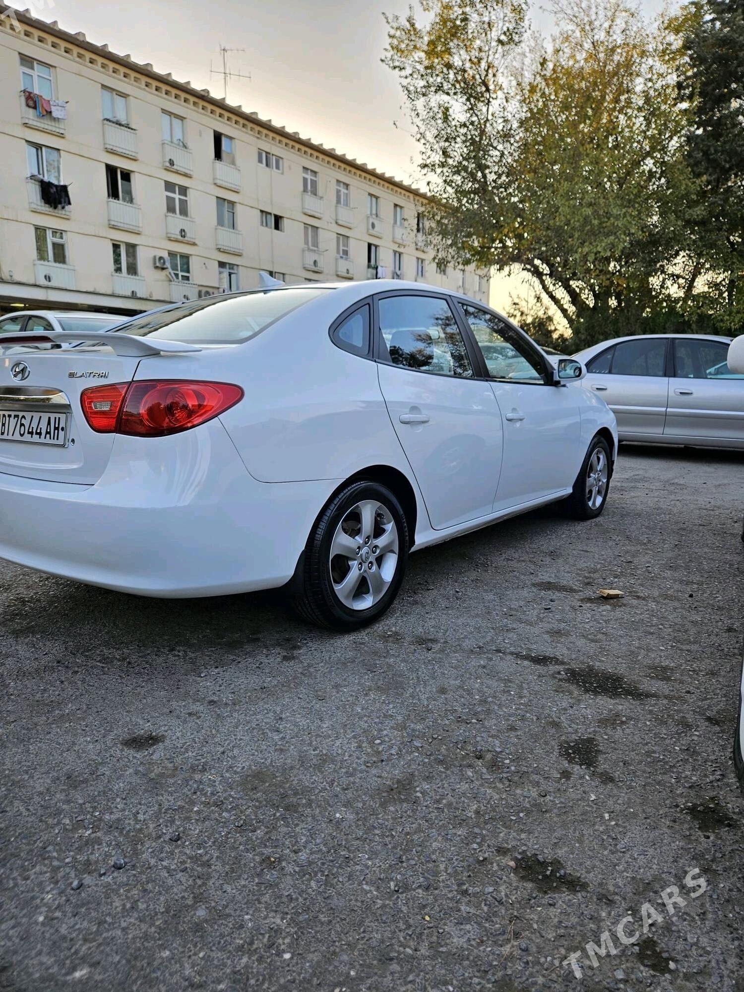 Hyundai Elantra 2010 - 125 000 TMT - Aşgabat - img 5
