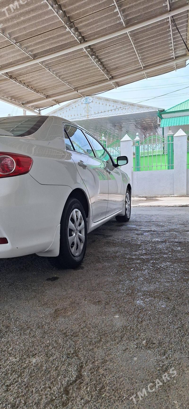 Toyota Corolla 2013 - 182 000 TMT - Ашхабад - img 3