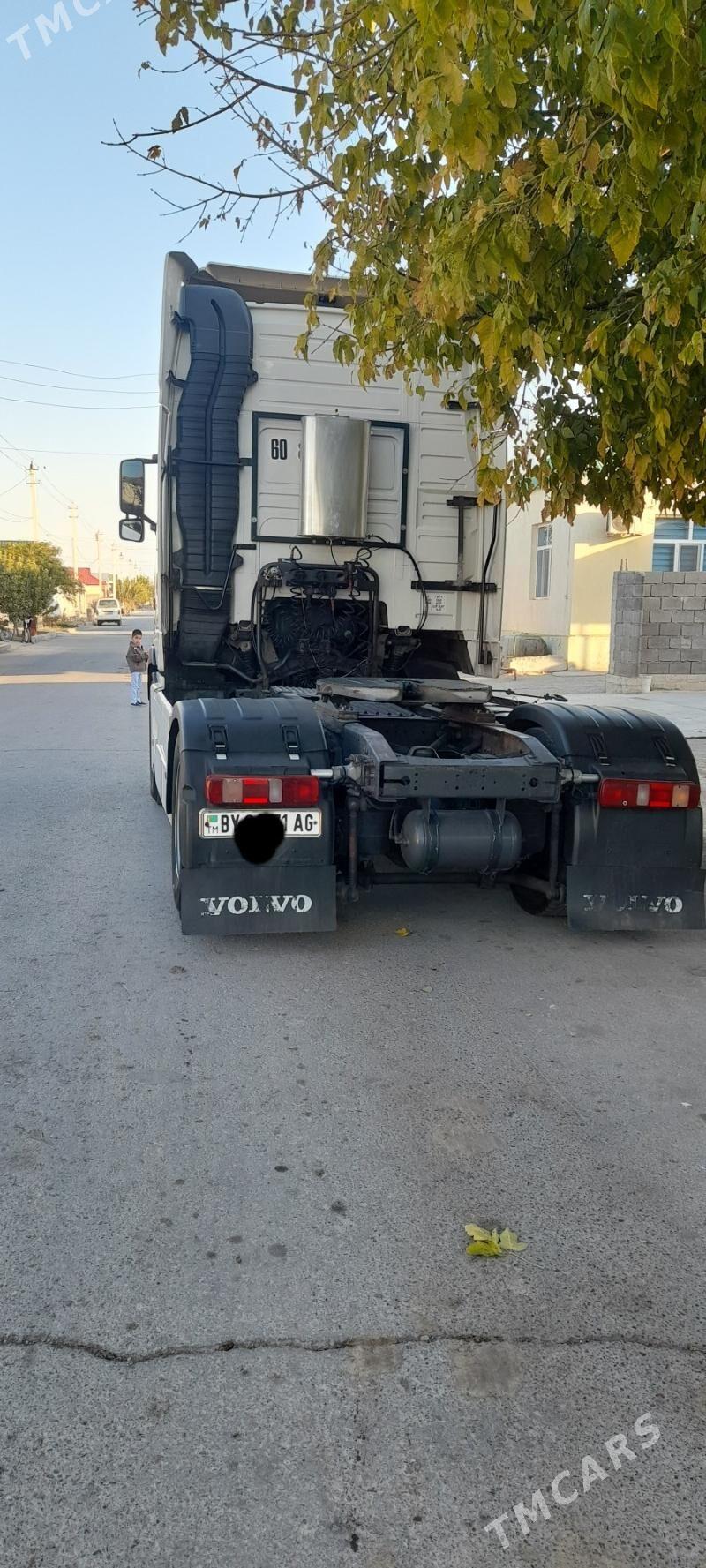 Volvo FH 460 2004 - 685 000 TMT - Бузмеин - img 3