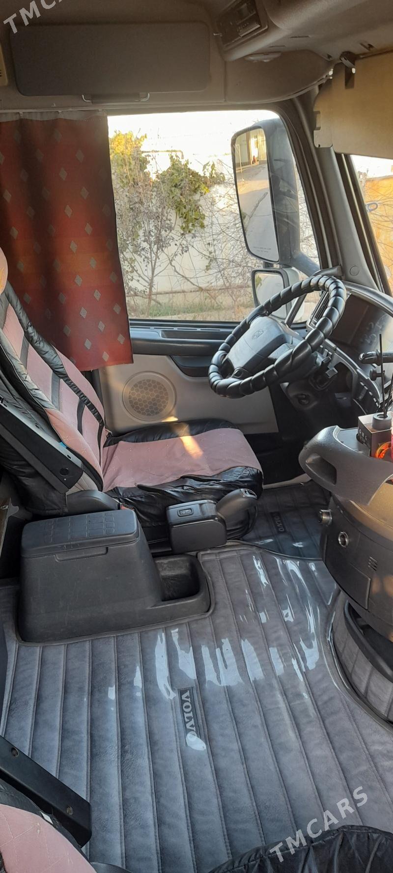 Volvo FH 460 2004 - 685 000 TMT - Бузмеин - img 5