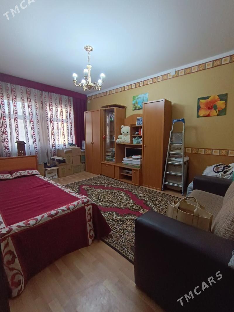 4 ком, Мир 4 - Мир 4 - img 5