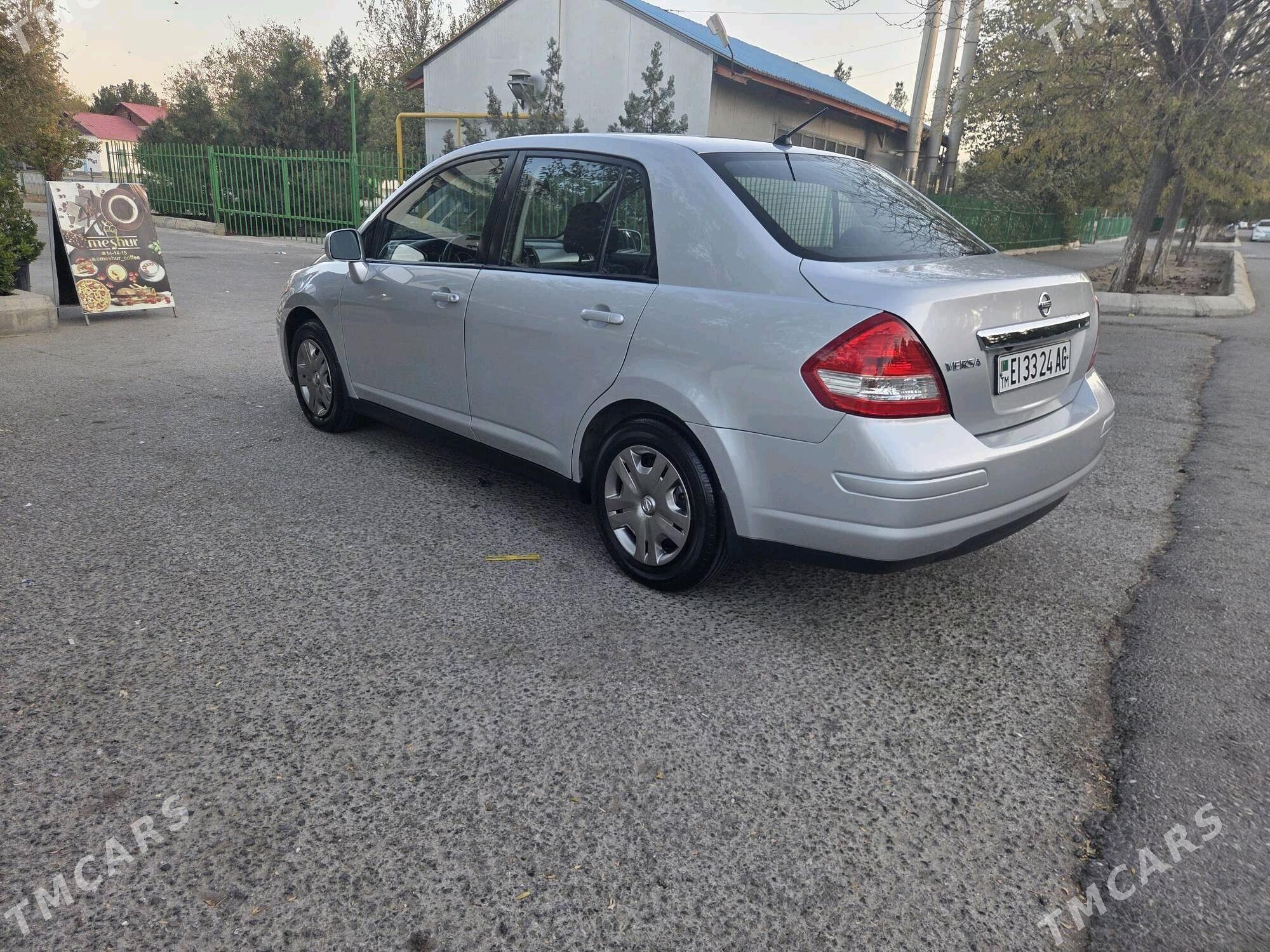 Nissan Versa 2010 - 150 000 TMT - Улица Ататурка - img 4