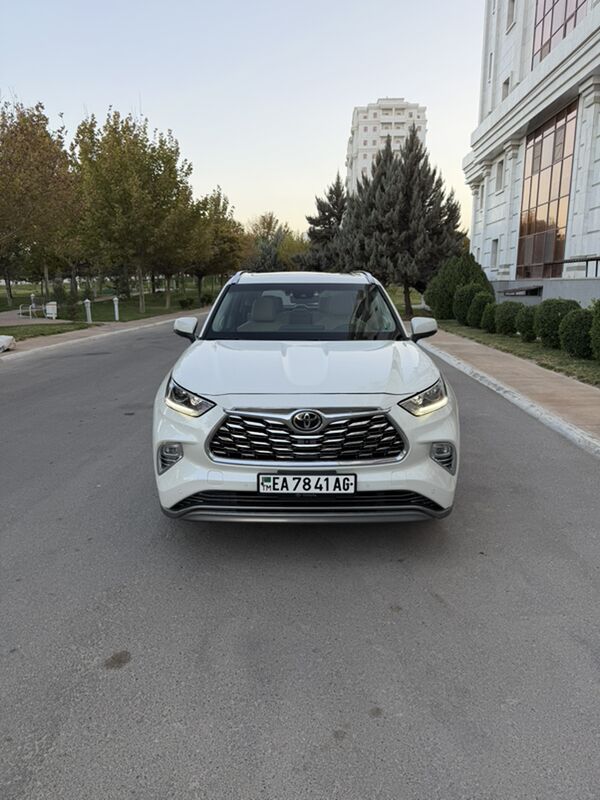 Toyota Highlander 2020 - 599 000 TMT - Ашхабад - img 3