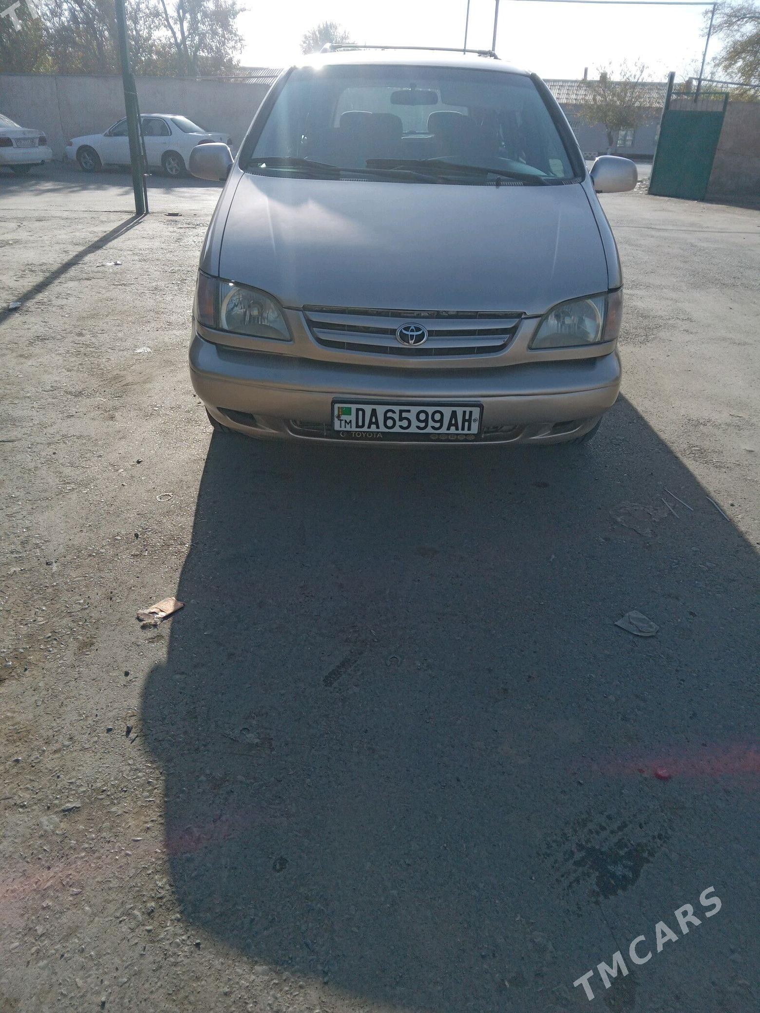 Toyota Sienna 2002 - 145 000 TMT - Tejen - img 2