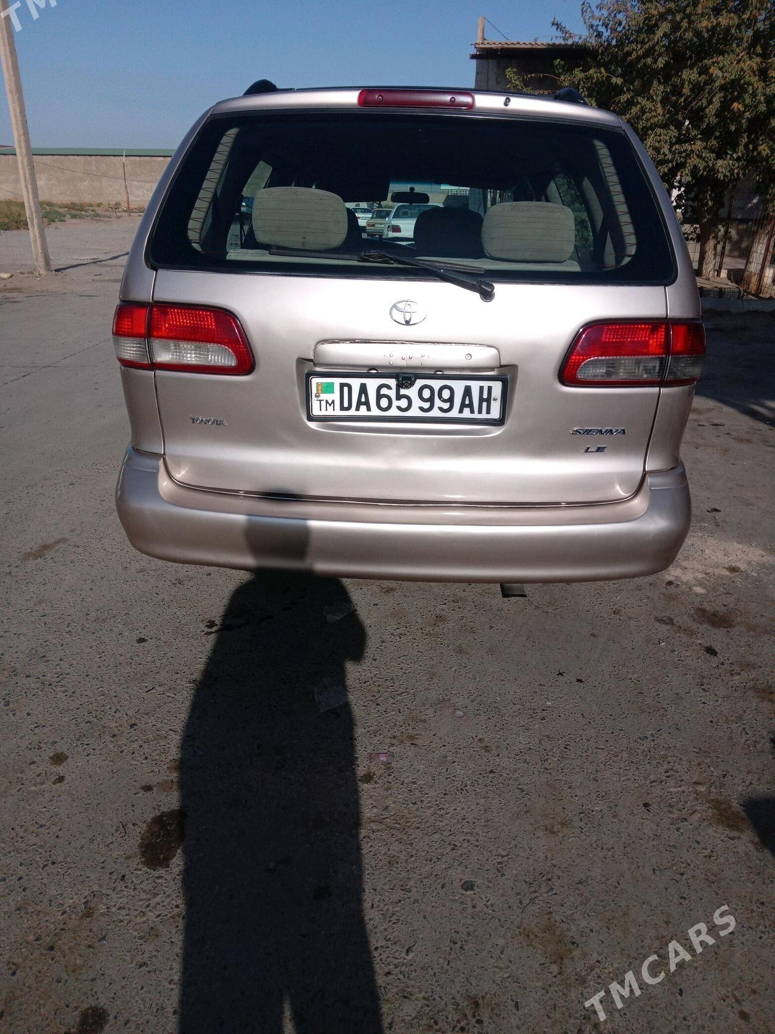 Toyota Sienna 2002 - 145 000 TMT - Tejen - img 4