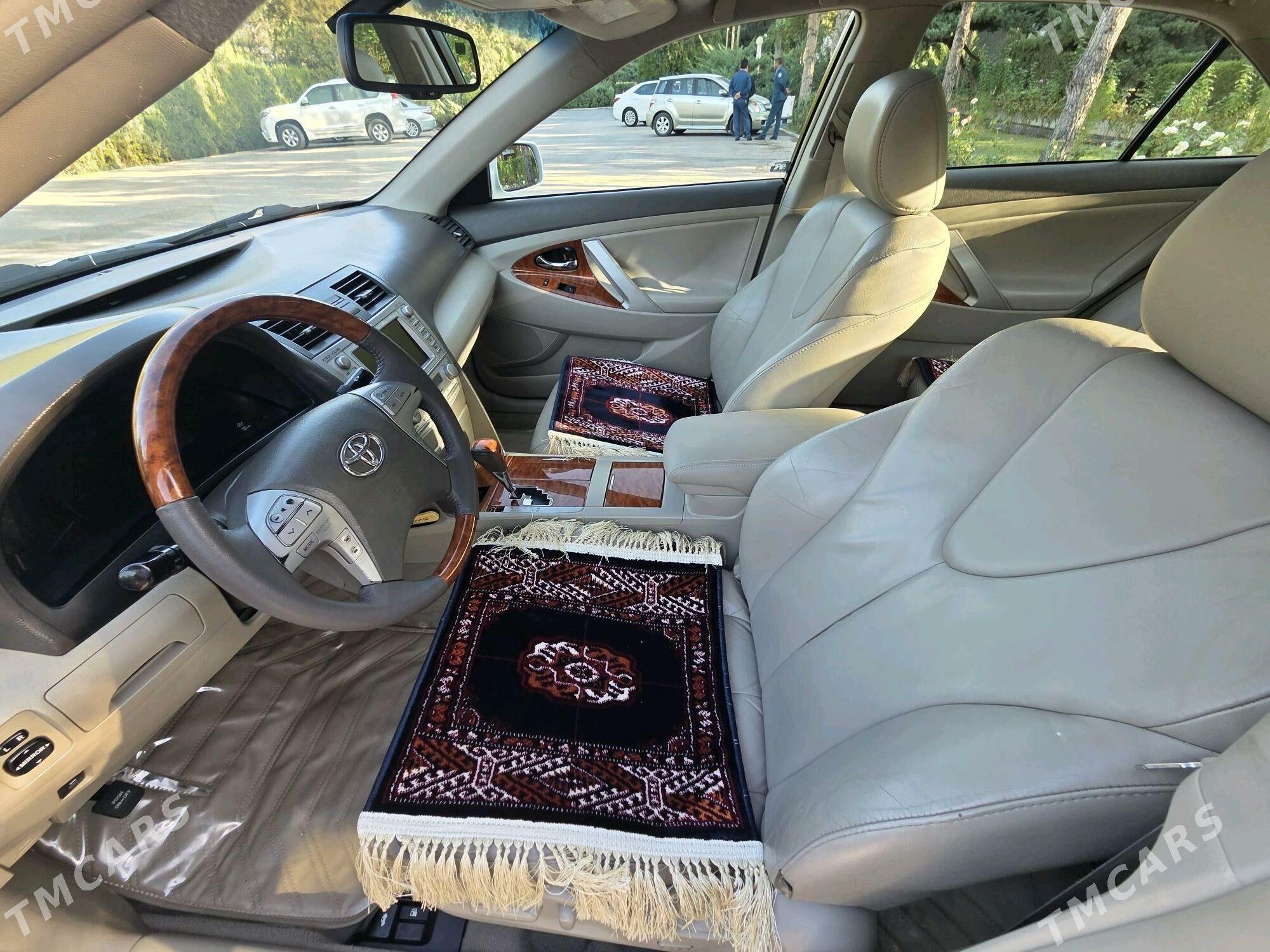 Toyota Camry 2010 - 265 000 TMT - Балканабат - img 4