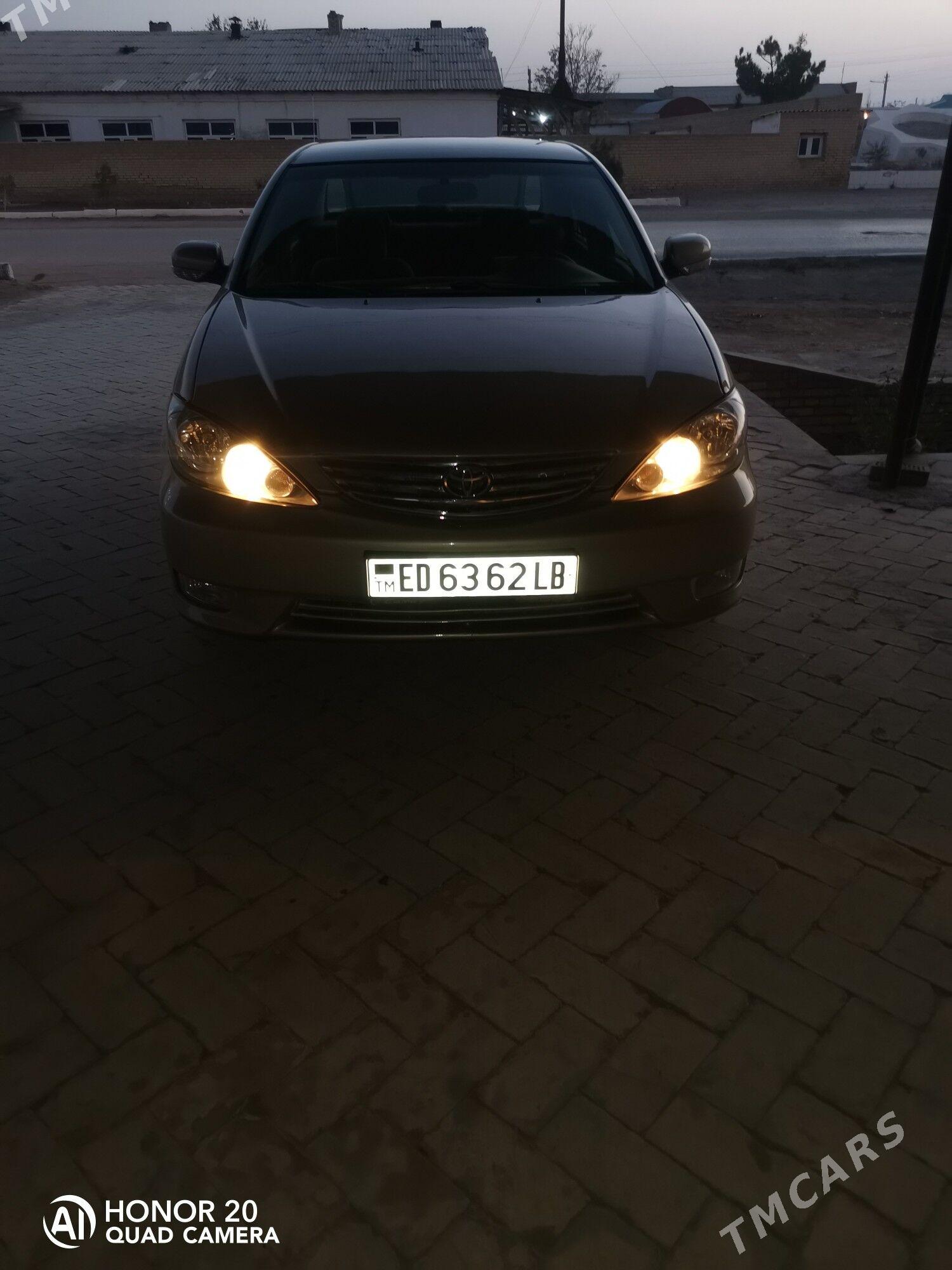 Toyota Camry 2003 - 145 000 TMT - Халач - img 4