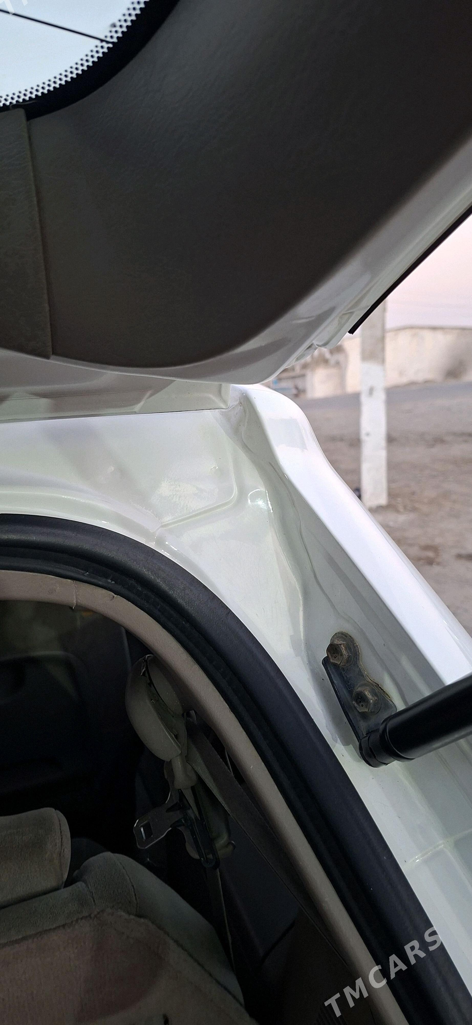 Toyota Sienna 2005 - 230 000 TMT - Ёлётен - img 7