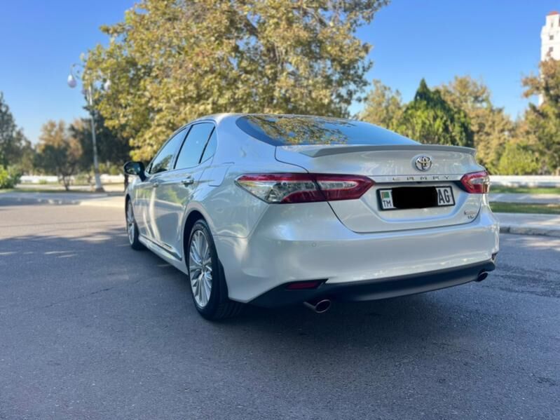 Toyota Camry 2020 - 540 000 TMT - Aşgabat - img 3