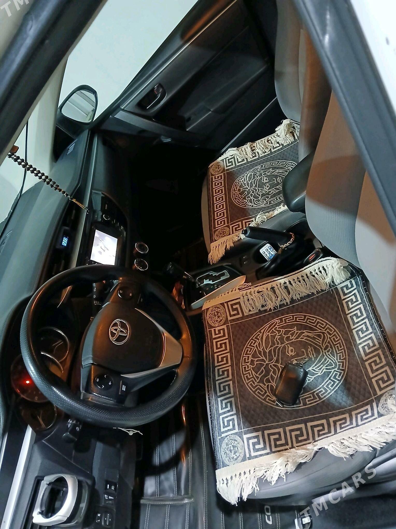 Toyota Corolla 2014 - 183 000 TMT - Aşgabat - img 7