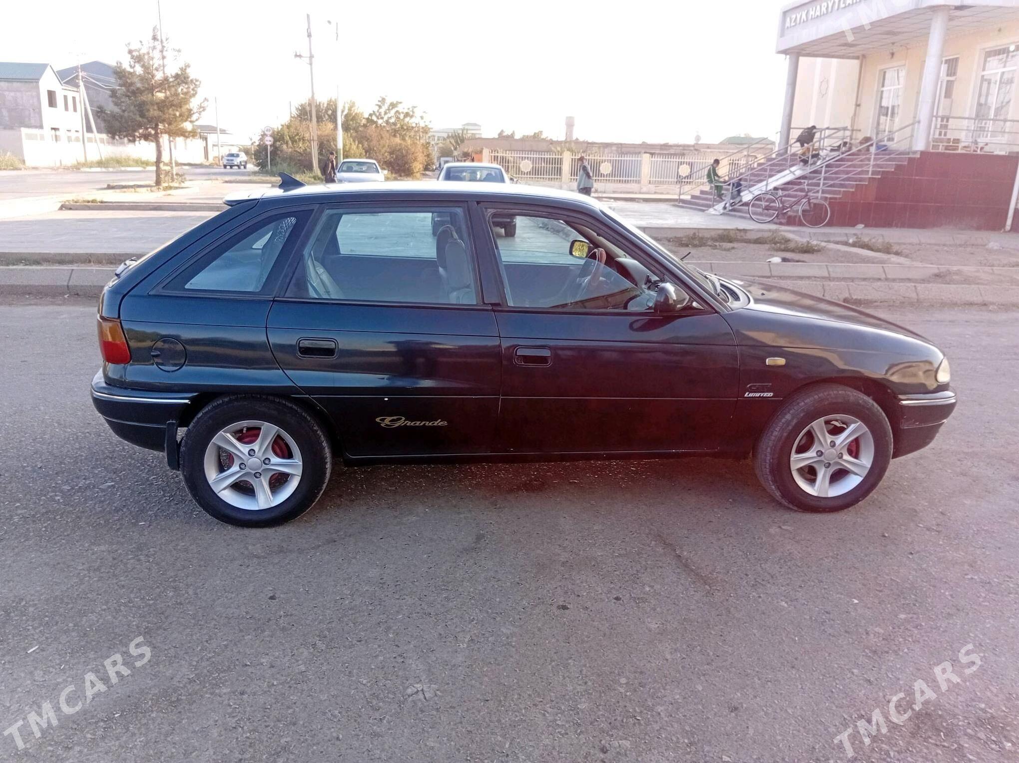 Opel Astra 1994 - 45 000 TMT - Саят - img 4