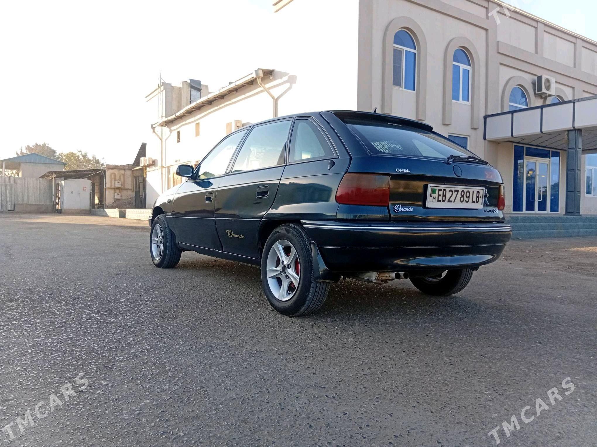 Opel Astra 1994 - 45 000 TMT - Саят - img 7
