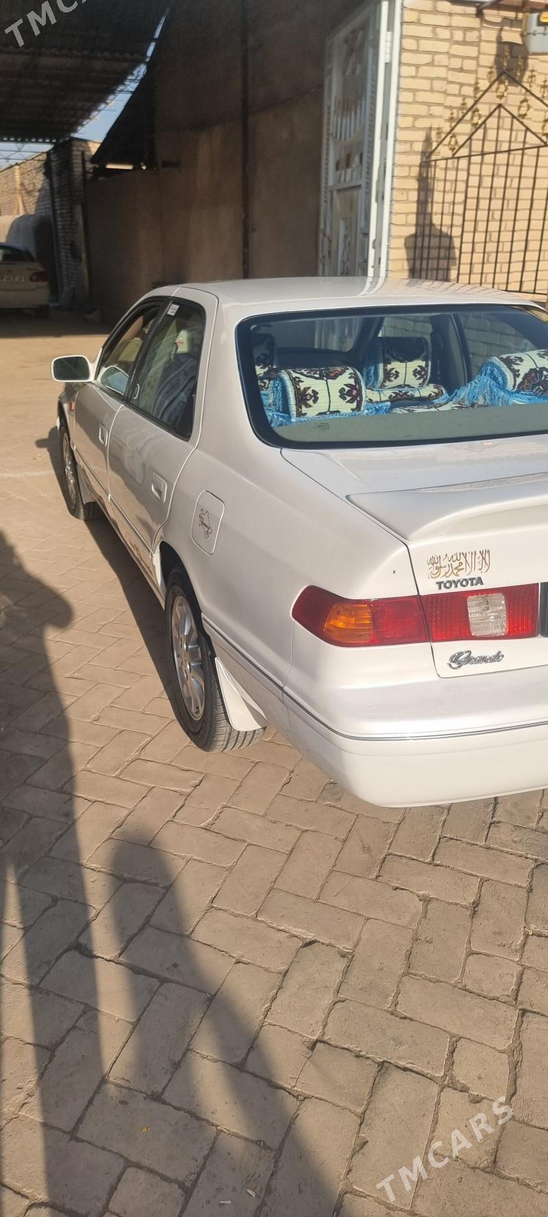 Toyota Camry 1999 - 155 000 TMT - Халач - img 2