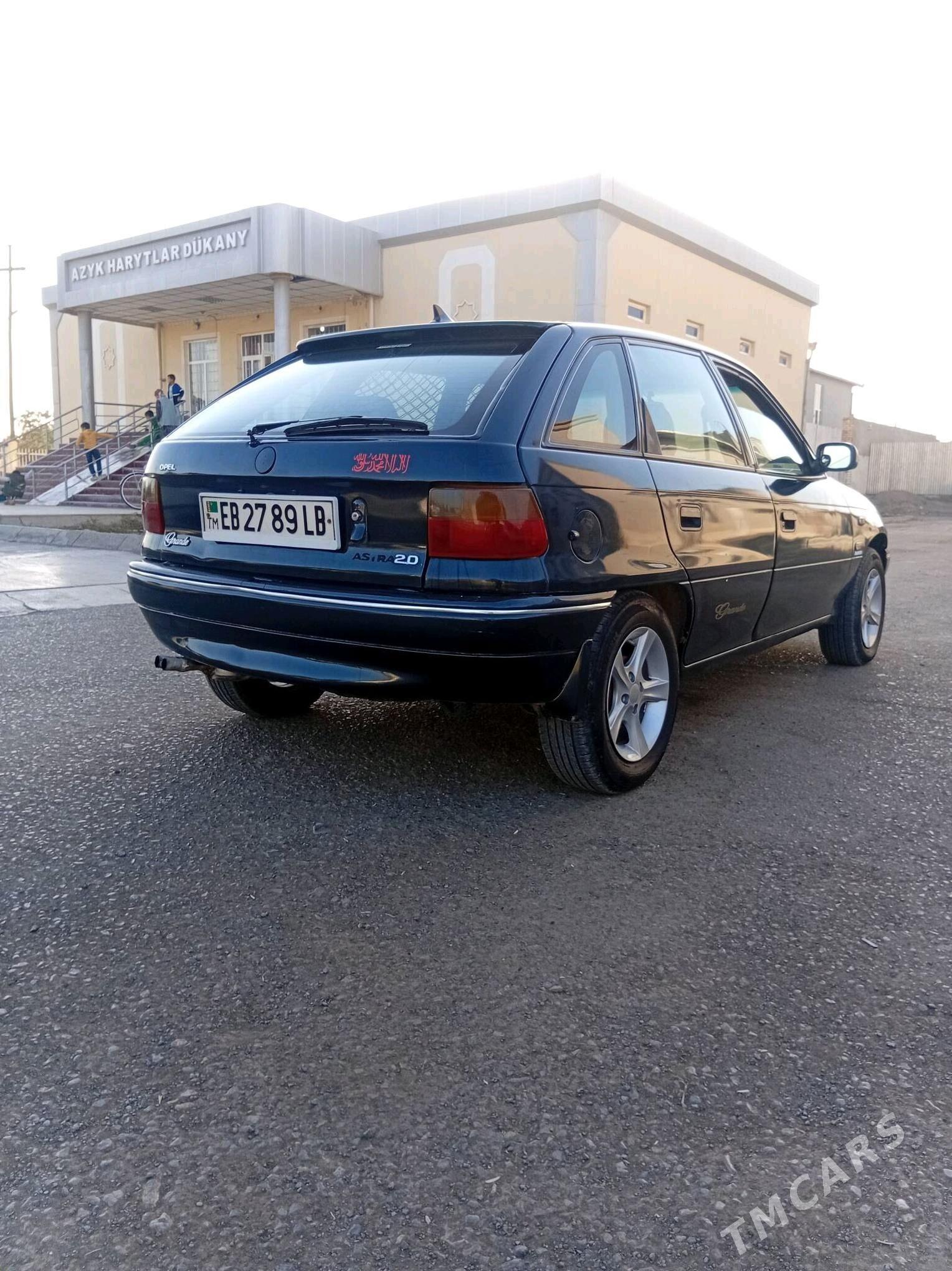 Opel Astra 1994 - 45 000 TMT - Саят - img 3