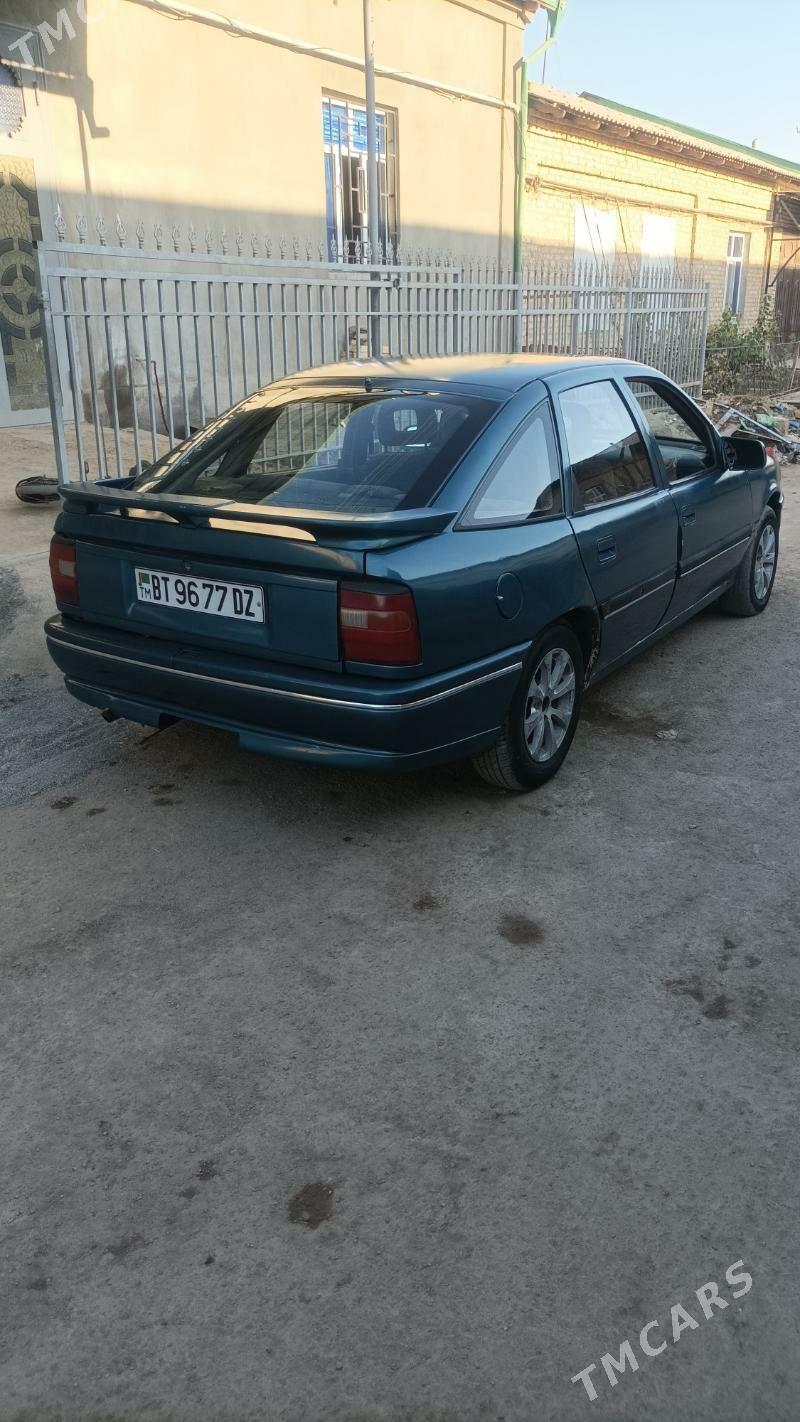Opel Vectra 1992 - 18 000 TMT - Дашогуз - img 2