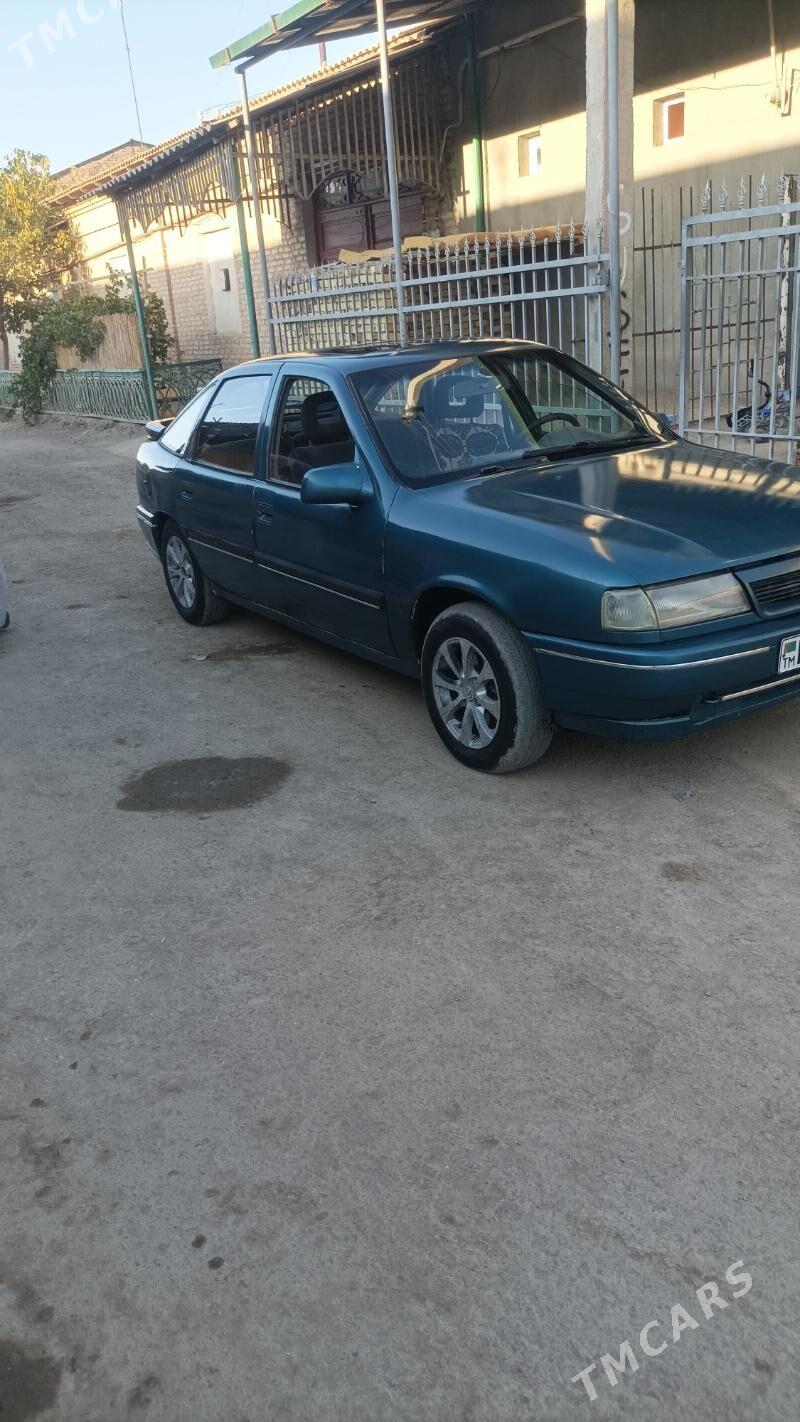 Opel Vectra 1992 - 18 000 TMT - Дашогуз - img 3