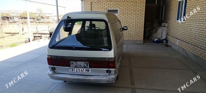 Toyota Town Ace 1990 - 20 000 TMT - Мургап - img 4