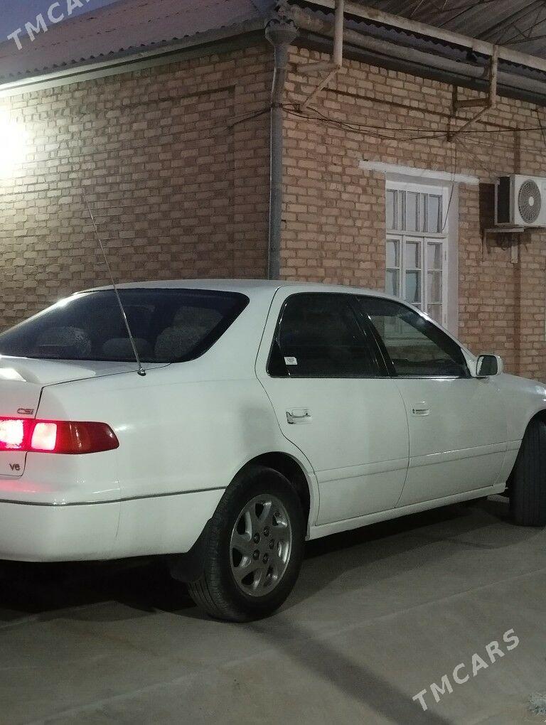 Toyota Camry 2001 - 140 000 TMT - Sakarçäge - img 4